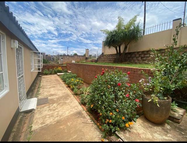 3 BEDROOM HOUSE FOR SALE IN BELFORT ESTATE